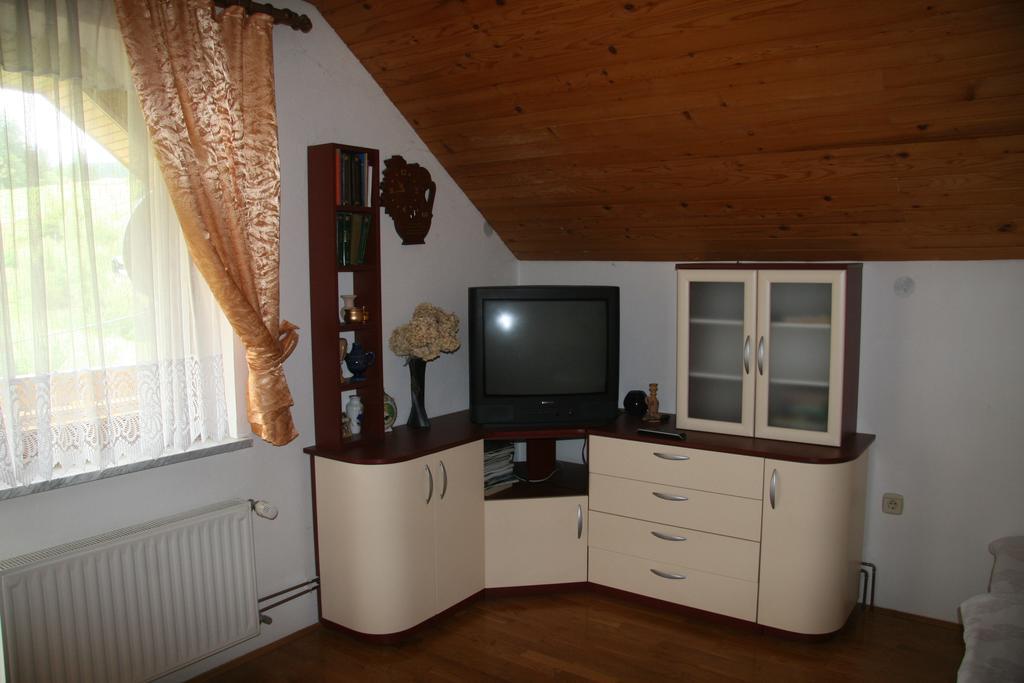 Guest House Kveder Škofja Loka Rum bild