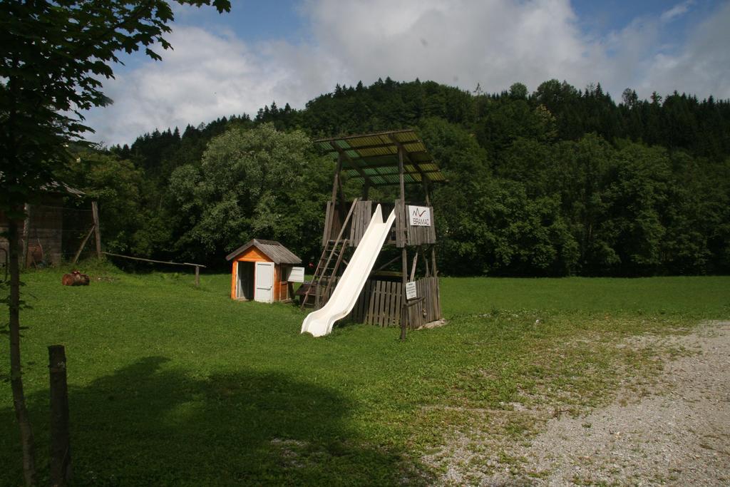 Guest House Kveder Škofja Loka Exteriör bild